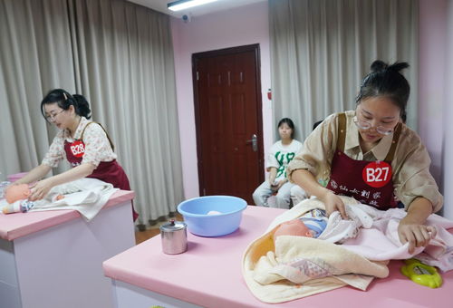 展精湛技能 鑄品質(zhì)服務(wù)——家庭服務(wù)行業(yè)職業(yè)技能競賽紀(jì)實(shí)