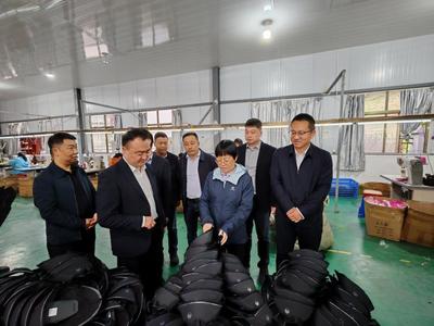 深入基層察實情 精準監督促振興——駐局紀檢監察組組長康紅赴豐景村調研鄉村振興與家庭服務工作